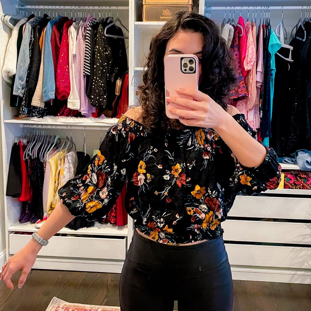 Black floral top